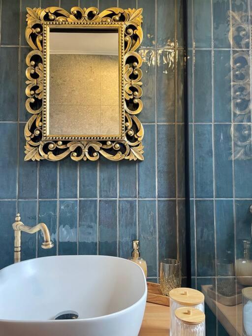 Almond Home Livadia  Buitenkant foto