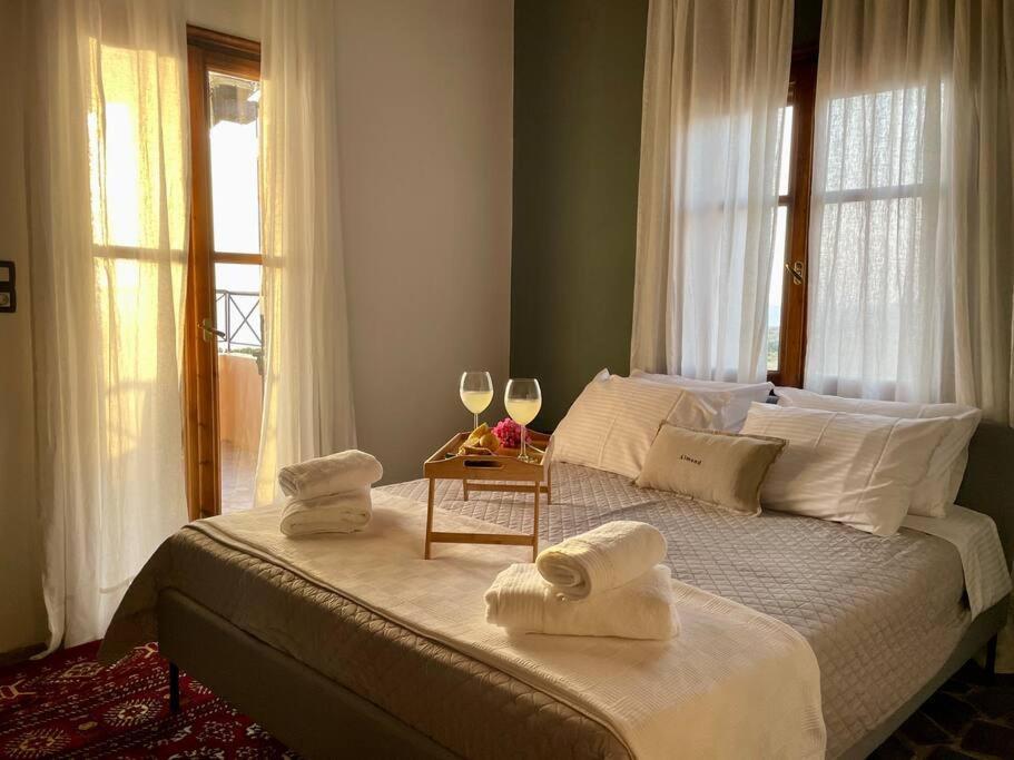 Almond Home Livadia  Buitenkant foto